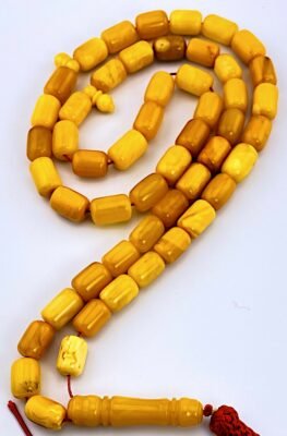 VINTAGE NATURAL BALTIC AMBER PRAYER BEADS ROSARY 51 BEADS .  مسباح كهرمان حر قديم مغلف نادر