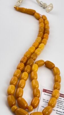 VINTAGE NATURAL BALTIC AMBER PRAYER BEADS ROSARY 45 BEADS 32 GR. مسباح كهرمان حر قديم لون الماني