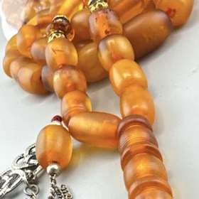 RARE CERTIFIED ANTIQUE GERMAN NATURAL BALTIC AMBER ROSARY 60GR .  مسباح كهرمان الماني حر نادر