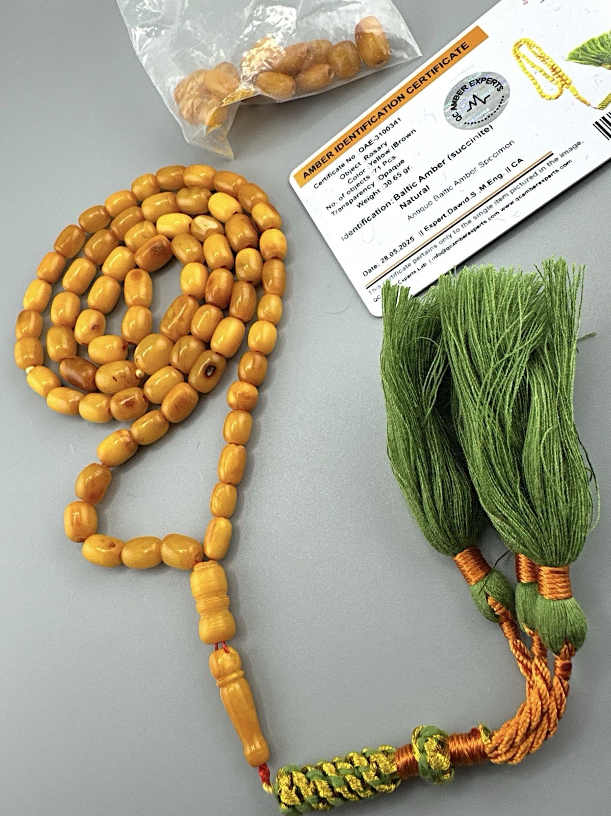 RARE CERTIFIED ANTIQUE GERMAN NATURAL BALTIC AMBER ROSARY 31GR 70 Beads . مسباح كهرمان الماني حر نادر - Image 11